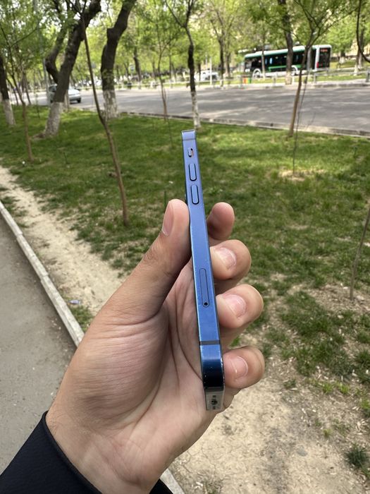 Iphone 12 mini blue