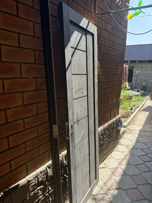 Продам двери межкомнатные