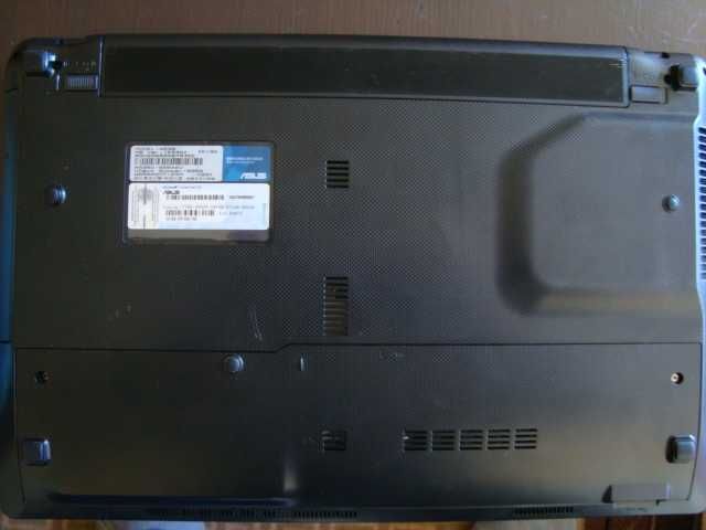 Лаптоп Asus X53S