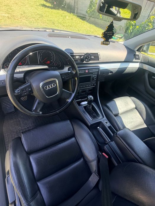 Vând Audi A4 turbo 200cp.