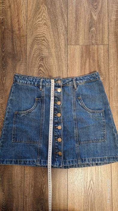 Fusta de blugi scurta Stradivarius