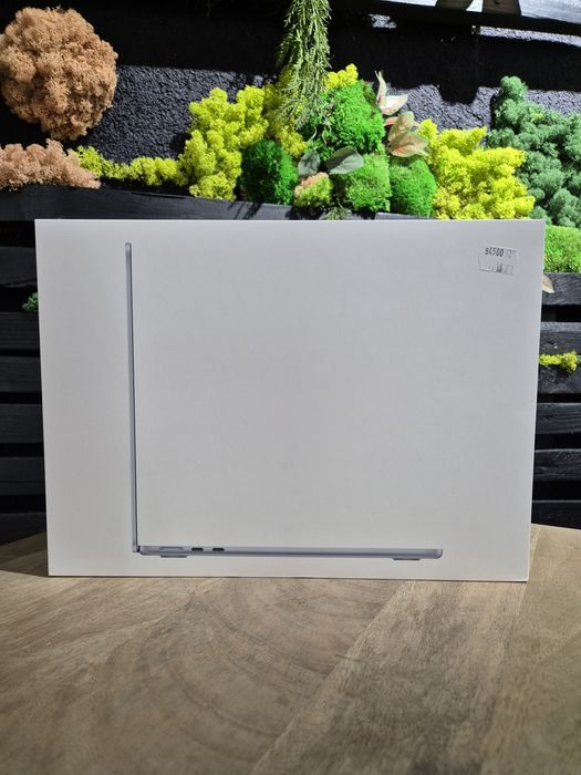 MacBook Air 13" M4 256gb/16gb Sky Blue QWERTY Italia/Nou Sigilat