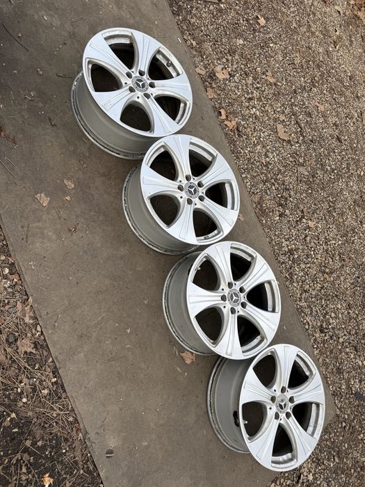 100% Оригинални Mercedes GLC W253 с датчици