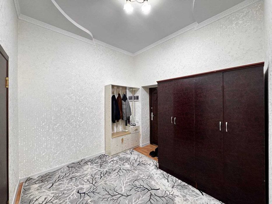 2х комнатная квартира, мансарда 65кв/м, со всеми удобствами, Вокзал