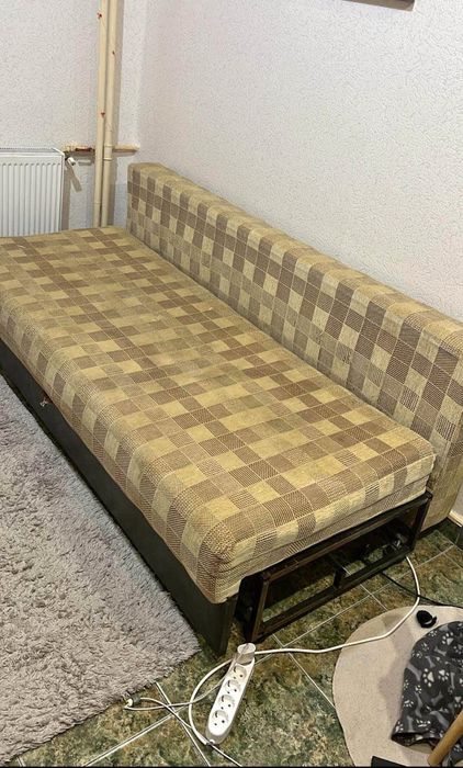 Vând Canapea Extensibilă