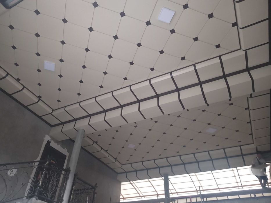 Tunikabond va Travertin,.