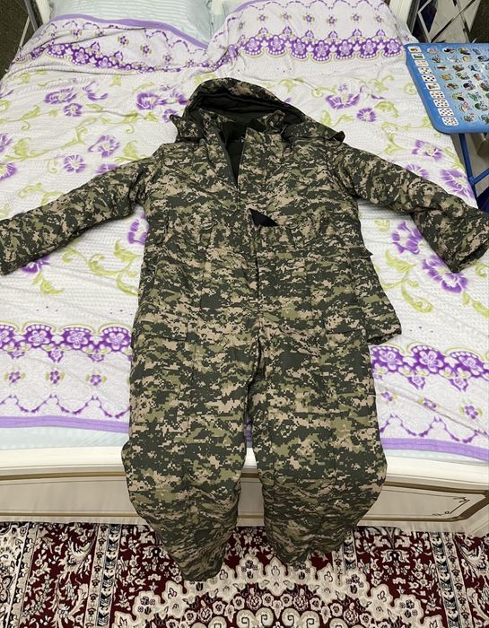Военные зимние куртки и бушлат