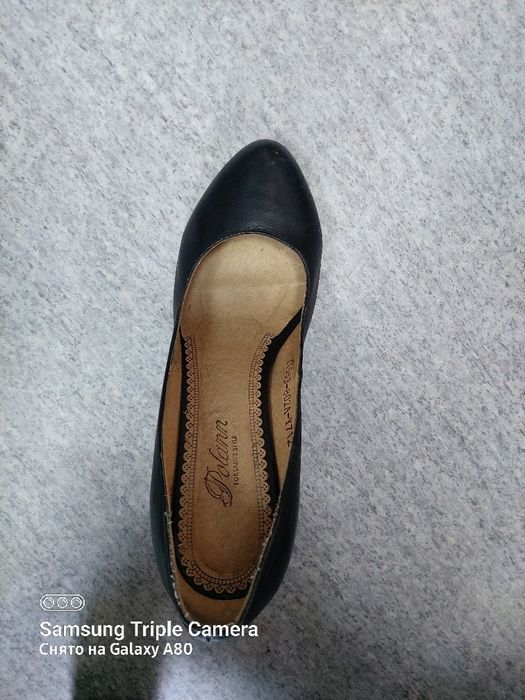 Обувь женская  кожаная