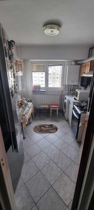 Inchiriez apartament 2 camere