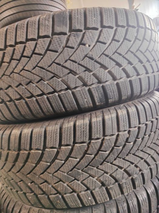 2бр.зимни гуми 225/60/17 Bridgestone