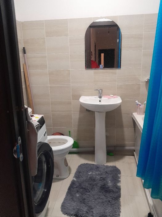 Кизларга ижарага квартира 2 хонани 1 хонаси замонавий,тарбияли кизларг