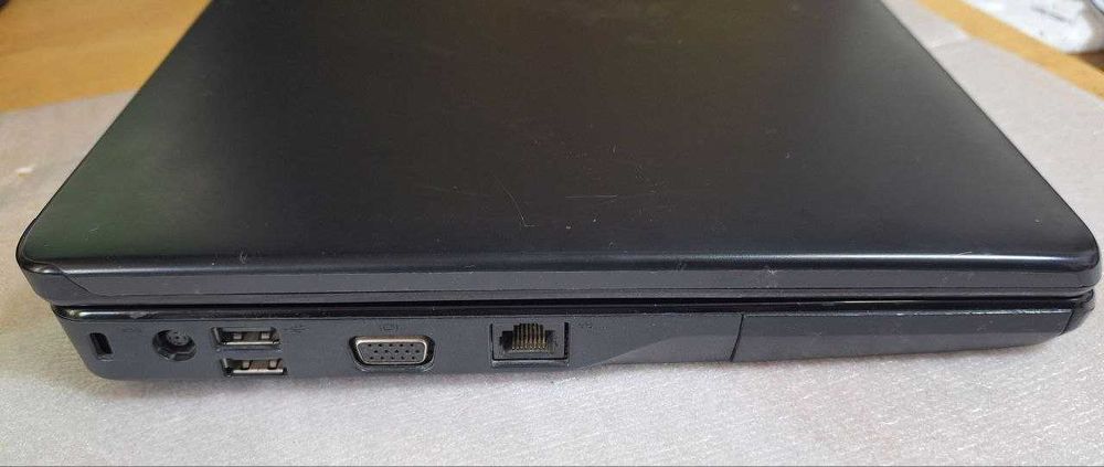 Продаю надежный ноутбук Dell PP41L