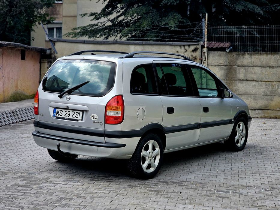 Opel Zafia  7 locuri