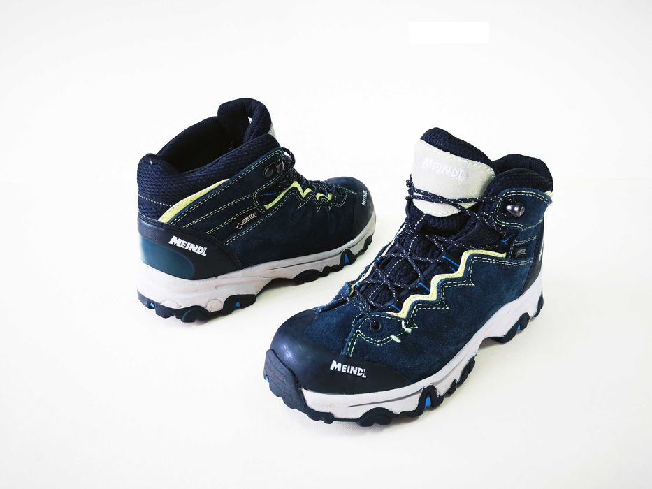 Bocanci ghete munte copii 34 35  MEINDL - Piele GORETEX   Ca NOU