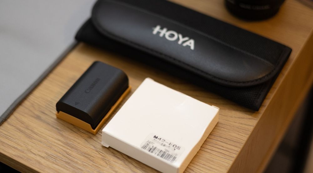 Canon EOS 90D с 3 обектива и 3 филтъра