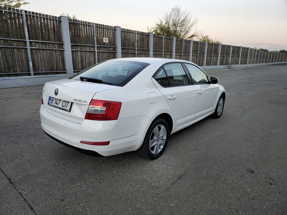 SKODA Octavia 2013 — imagine 4