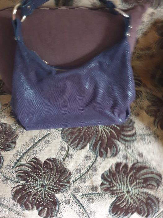 Продается сумка.