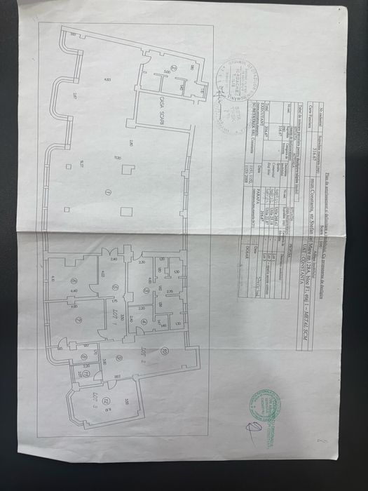 Se oferă spre vânzare spațiu comercial situat în zona ICIL, într-o intersecție foarte circulată, cu vizibilitate excelentă și acces fac