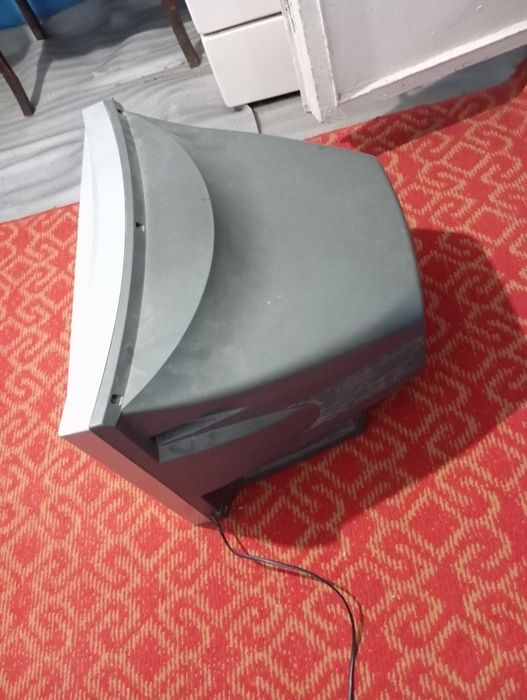 Hisence televizor sotiladi