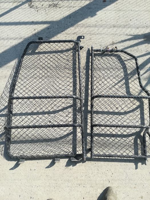 Преградна стена за Дачия Докер.