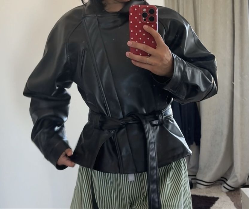 Куртка Zara с баской, искуственная кожа