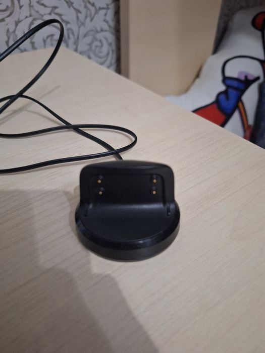 Часы Samsung Gear Fit 2 Pro