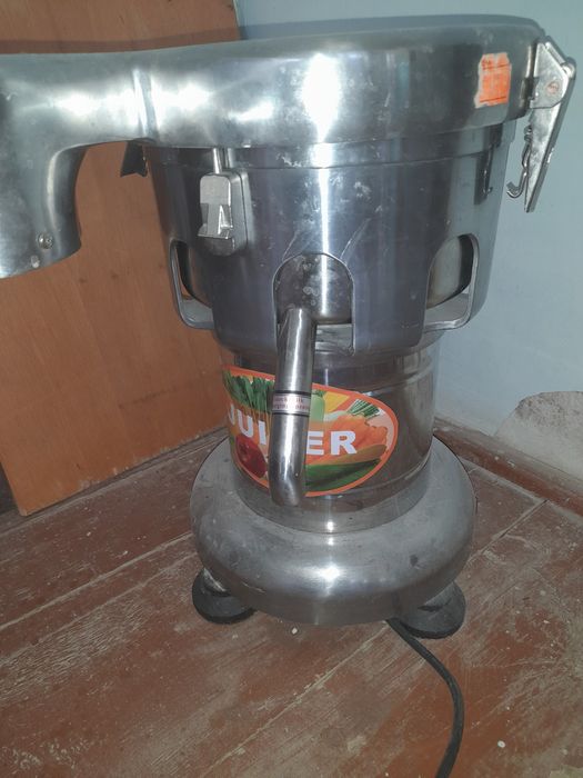 Juicer sok chiqarich uchun