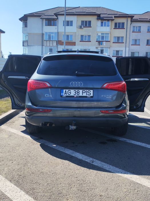 Vând Audi q5 Quattro S-line