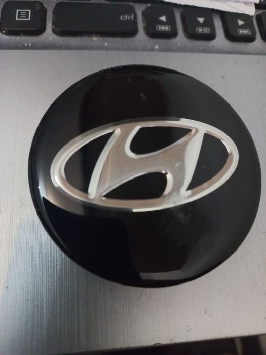 Hyundai- set 4 capace pentru jante aliaj