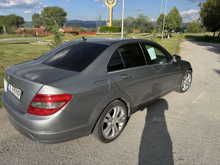 Mercedes C200 646 136кс
