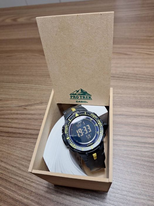 Часовник Casio PRG-300-1A9