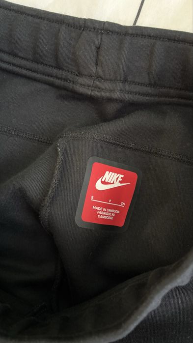 Nike tech fleece черен панталон и горнище