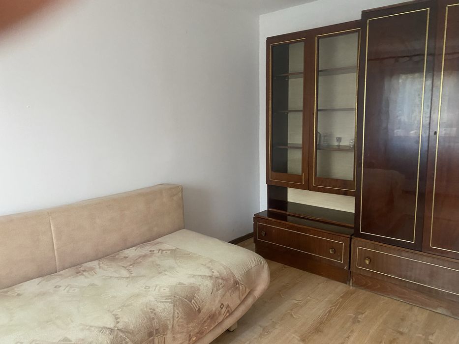 Ofer spre inchiriere casa in Ineu