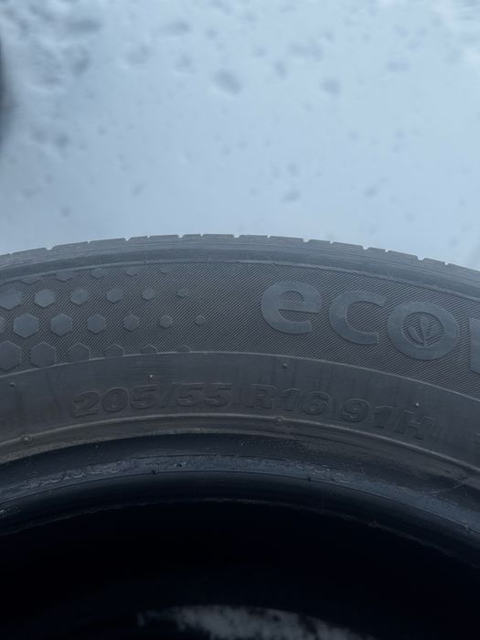 Продается комплект резины