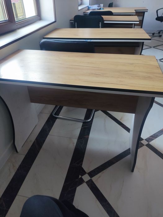 Продается офисная мебель