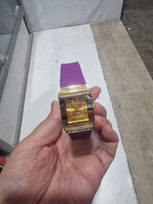 Новые Часы GALAKSY