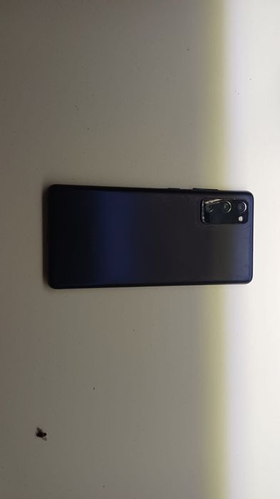 Продам или обменяю самсунг s 20 fe