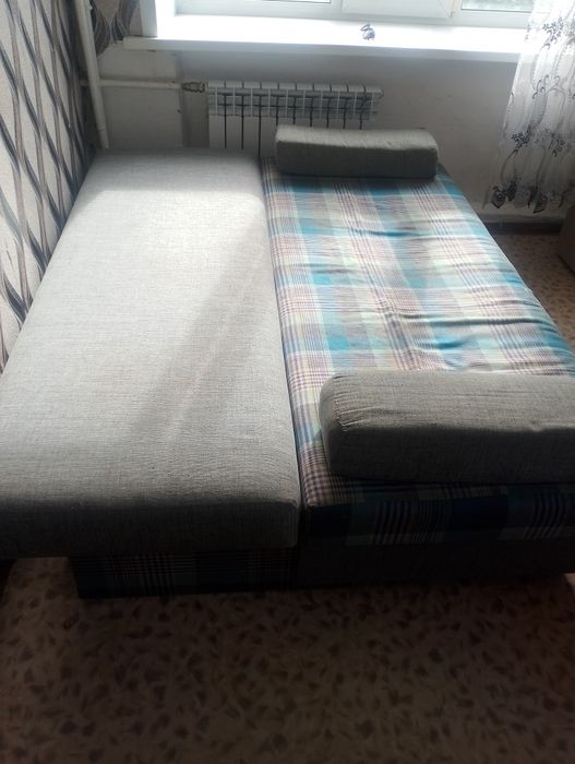 Продам срочно диван софа и кресло
