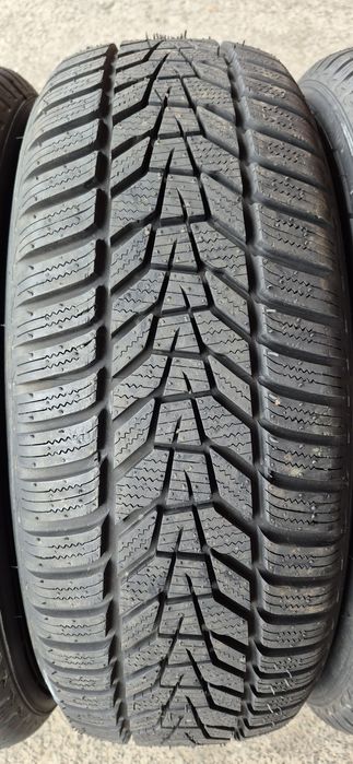 4 anvelope iarna noi Hankook 225/60/17,dot 2025.Pretul este pe bucata.