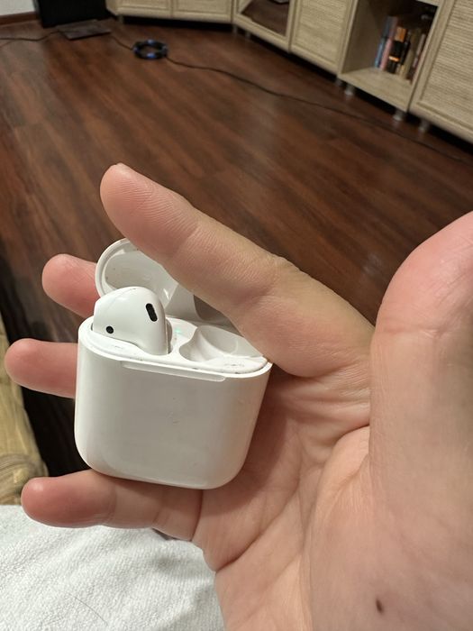 AirPods 2 (оригинал)