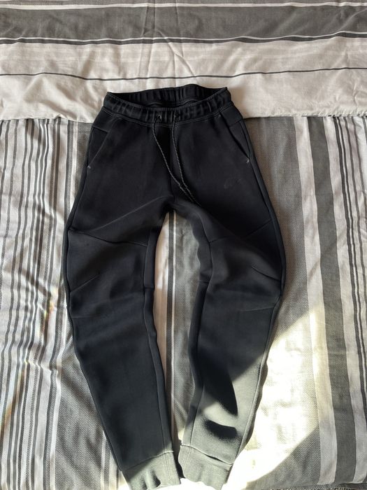 pantaloni nike tech marimea s