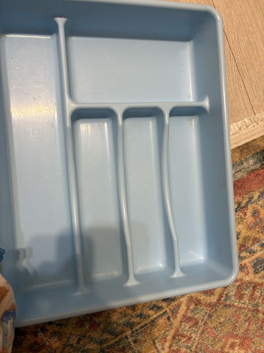 Лоток для приборов