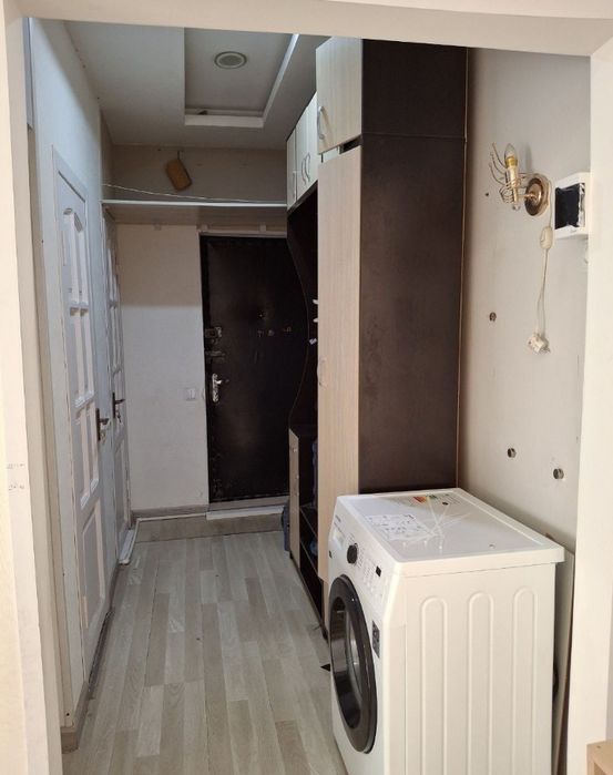 Сдается 2х комнатная квартира на кадышева