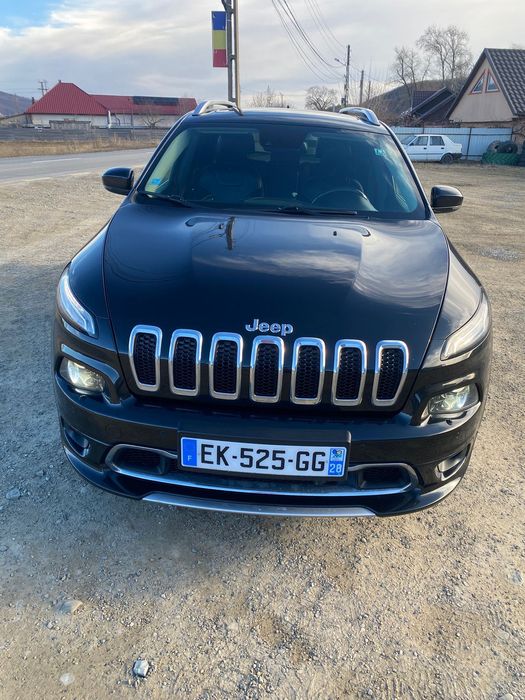 Jeep Cherokee Overland 4x4 automat 128000km full full