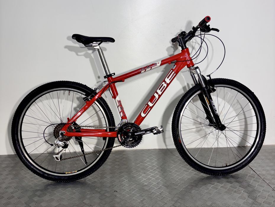 Алуминиев велосипед Cube Aim 26 цола/ колело