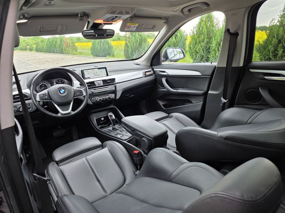 Bmw x1 sdrive 2021   automata 8 trepte 2.0d 150 cai euro 6 panoramic,piele,incalzire scaune,navigatie, unic proprietar impecabila pentru pretentiosi