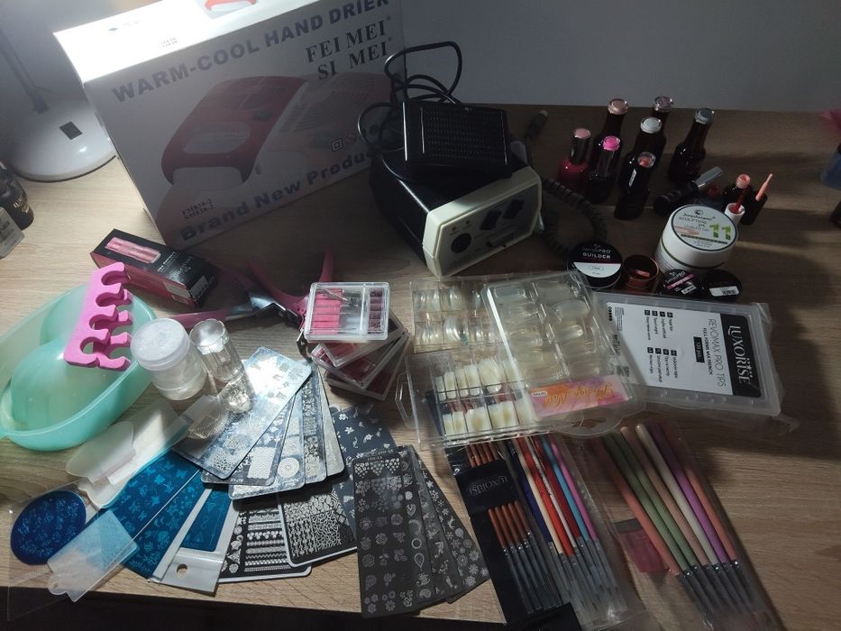 Kit pentru manichiură și pedichiură