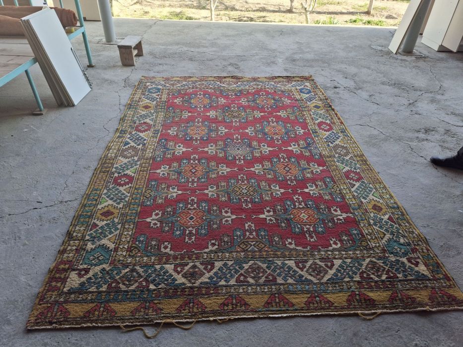 Ковёр ручной работы