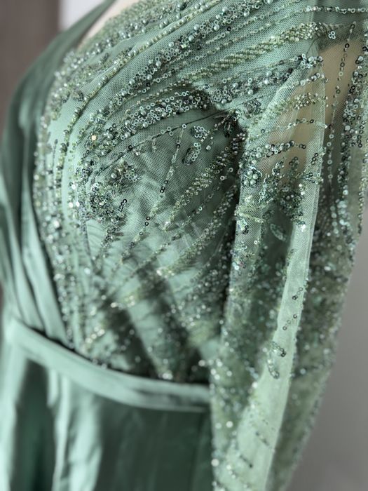 Rochie nunta potrivita 44