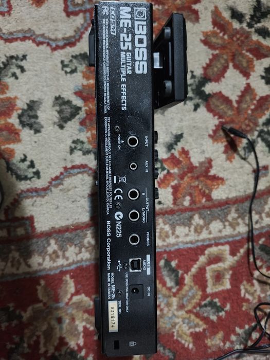 Pedala Boss ME-25